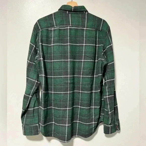 J.Crew Wallace & Barnes Men’s Green Plaid Flannel Shirt, 100% Cotton, Sz Medium - Picture 13 of 14